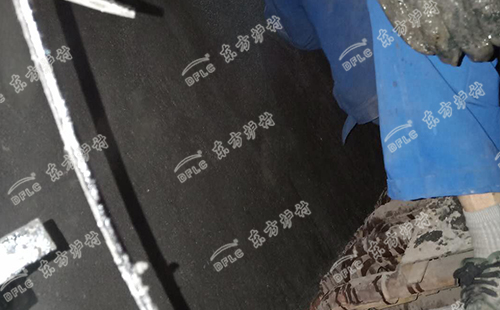為什么尾部受熱面除灰使得氣溫降低？